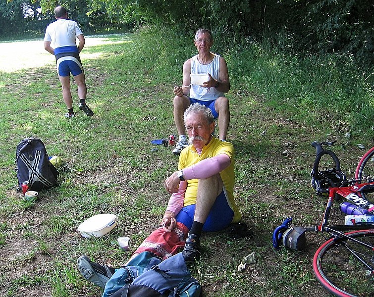 2011-07-03 46 Pause casse croute.jpg